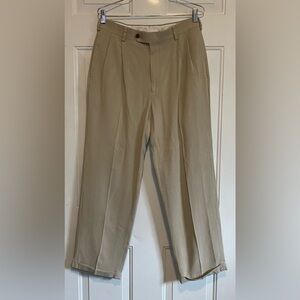 Jos A Bank Men’s Size 32 x 28 Flat Front Pleated Pants Slacks 100% Silk Beige